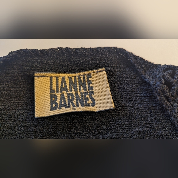 Vintage Lianne Barnes Dressy Stretchy Knit Crop Top W/ Crochet Short Sleeves. - Picture 3 of 9